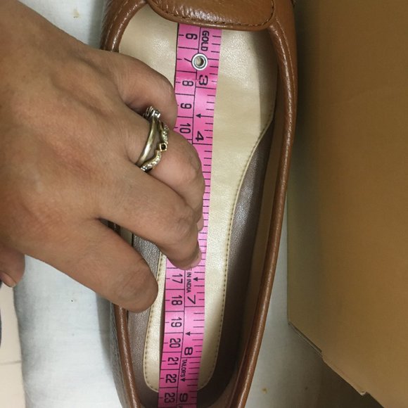 Authentic Michael Kors Fulton Moccasins (US 6.5, Colour Luggage/Tan) - Picture 7 of 16